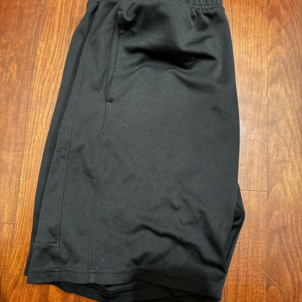 Men's Black Athletic Shorts - Picture 9 of 9